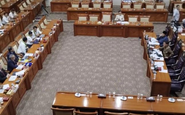 Ketua Komisi III DPR: DIM RUU KUHAP Sudah Masuk, Pembahasan Harus Segera karena Bersifat Emergency