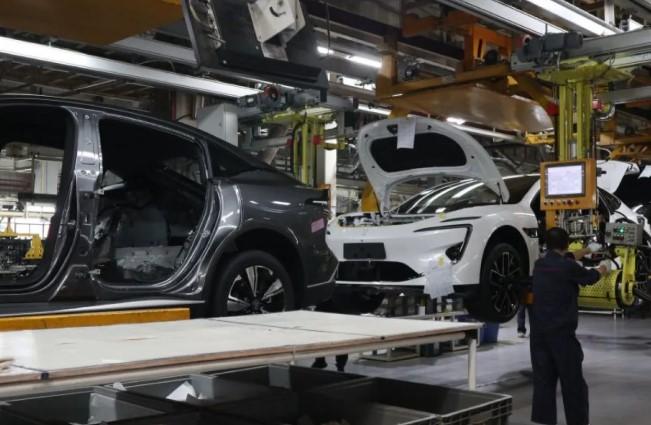 Strategi Jangka Panjang Pemerintah Tiongkok Jadikan Mobil Listrik Mendominasi Kota Besar