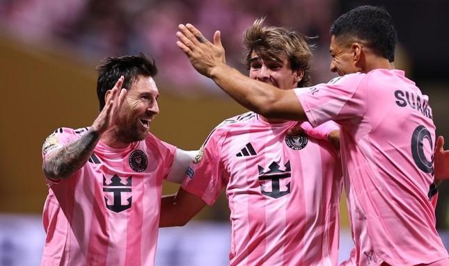 Gol Tendangan Bebas ke-68, Messi Perlebar Jarak dari Ronaldo dan Dekati Rekor Pele