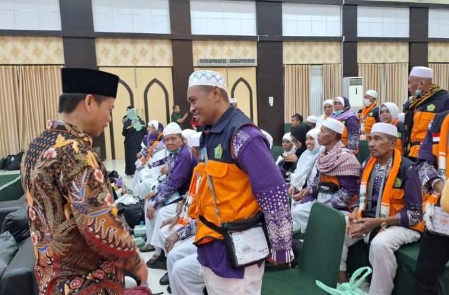 Jamaah Haji Maluku Utara Tiba di Makassar, Kemenag Tegaskan Seluruh Jamaah Telah Wukuf di Arafah