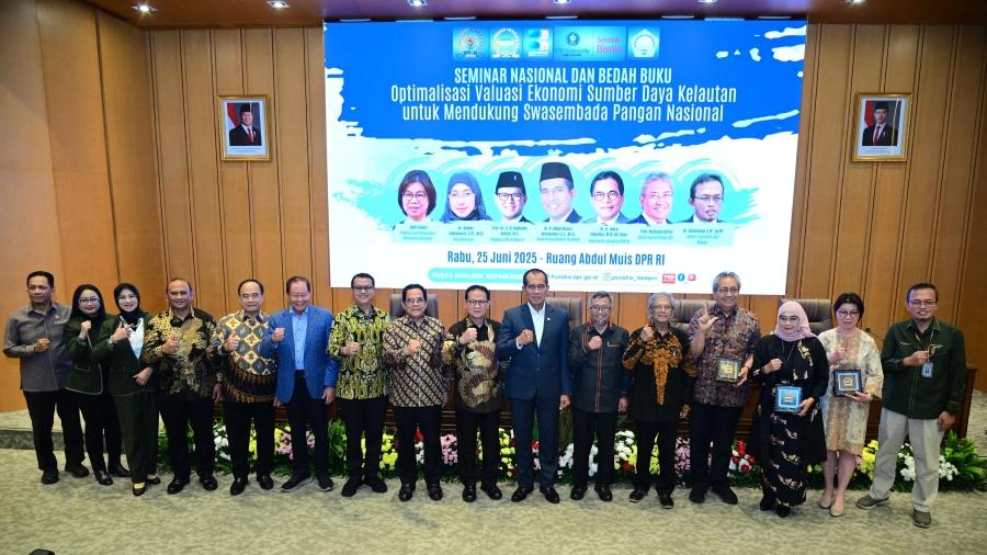 DPR RI Dorong Valuasi Ekonomi Laut