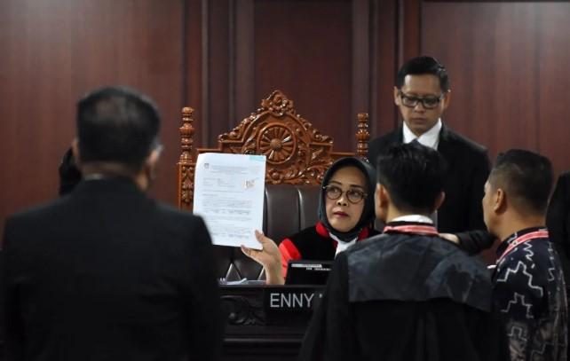 Guru Ajukan Uji Materi ke MK, Minta Usia Pensiun Disamakan dengan Dosen