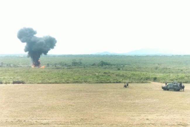 TNI AU Simulasikan Serangan Udara dan Drone Kamikaze dalam Latihan Jalak Sakti 2025 di Belitung Timur