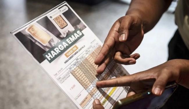 Harga Emas Antam Turun Rp8.000 per Gram, Buyback Juga Turun Jadi Rp1,768 Juta