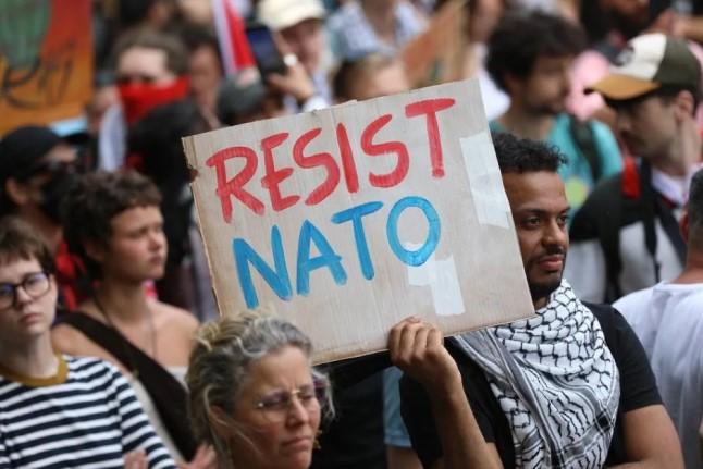 Trump Desak Negara NATO Belanja Pertahanan 5% PDB, Eropa Peringatkan Ancaman ke Kesejahteraan
