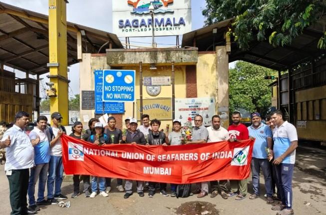 KJRI Mumbai Berhasil Evakuasi 9 ABK WNI yang Terlantar di Kapal Tanzania MV Sencer 1