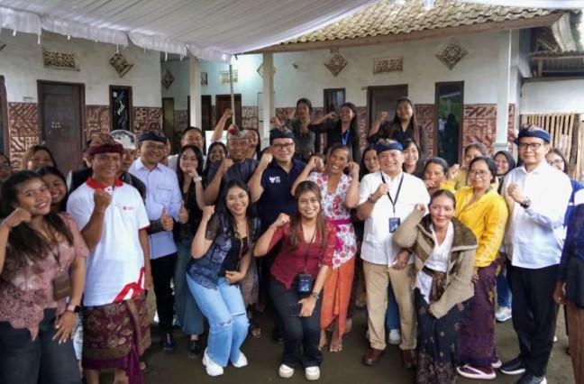 Kunjungi Nasabah PNM Mekaar di Kintamani, Wamen BUMN Apresiasi Peran Ultra Mikro dalam Bangkitkan Ekonomi Desa