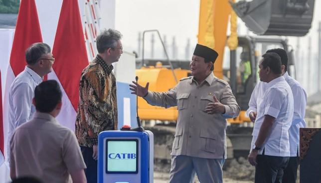 Proyek Pabrik Baterai EV Terintegrasi Capai Rp100 Triliun, Serap Puluhan Ribu Tenaga Kerja