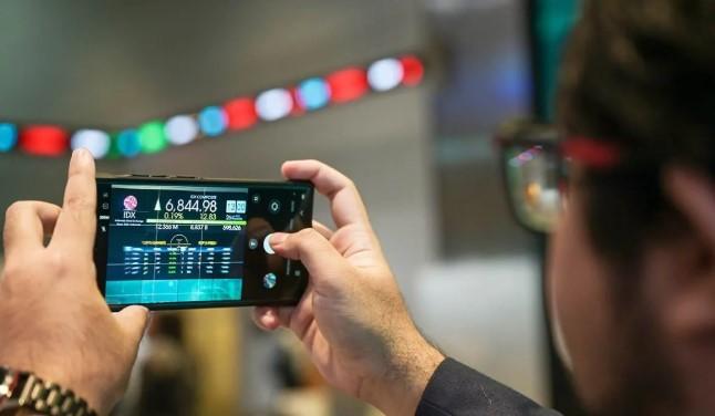 IHSG Menguat ke 6.932, Didukung Harapan Pemangkasan Suku Bunga The Fed dan Sentimen Positif Global