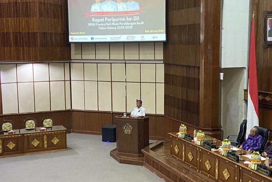Bali Bangun PLTG Bertahap hingga 2029, Gubernur Koster Tolak Ketergantungan Listrik dari Paiton