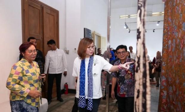 Pemerintah Dorong Batik Ramah Lingkungan, Wamen Ekonomi Kreatif Kunjungi Pekalongan