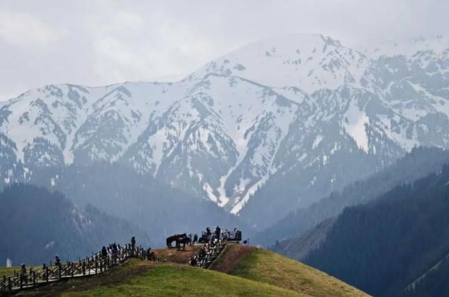 Xinjiang Resmikan Enam Jalan Raya Wisata Baru Sepanjang 965 Km, Perkuat Infrastruktur Pariwisata Mandiri