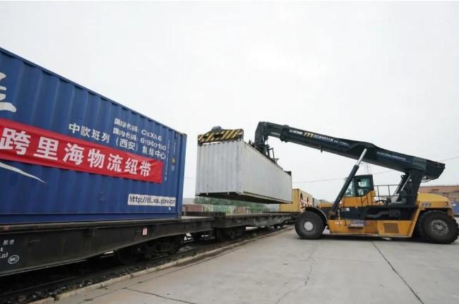China Luncurkan Rute Baru Kereta Barang Beijing–Baku, Perkuat Jalur Perdagangan Melalui Laut Kaspia