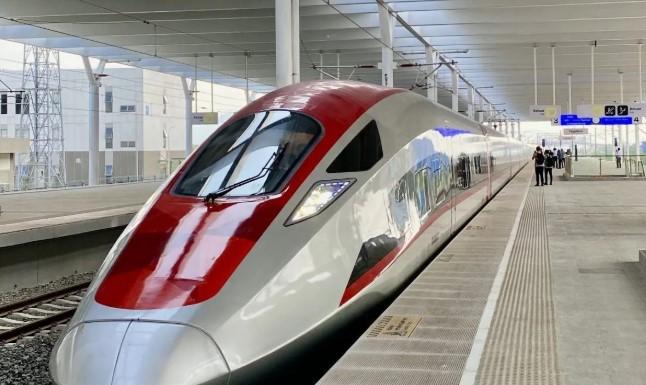 AHY Dorong Percepatan Regulasi Kereta Cepat dan Usul Task Force untuk Proyek Jakarta–Surabaya