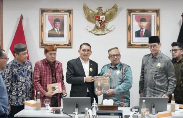 Menteri Kebudayaan Dukung Festival Adat Budaya Nusantara sebagai Penggerak Kebudayaan Lokal