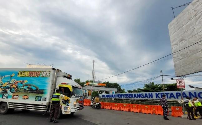 Empat Orang Selamat dari Tenggelamnya KMP Tunu Pratama Jaya di Selat Bali, Proses Evakuasi Masih Berlangsung