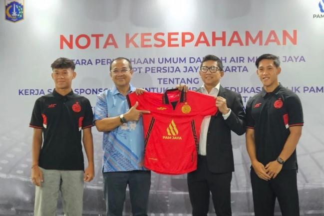 Gandeng Persija, PAM Jaya Kampanyekan Perluasan Akses Air Bersih di Jakarta