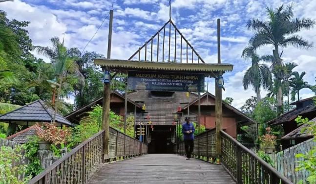 Museum Kayu Tuah Himba, Wasiat Hutan Kalimantan di Tengah Ancaman Deforestasi