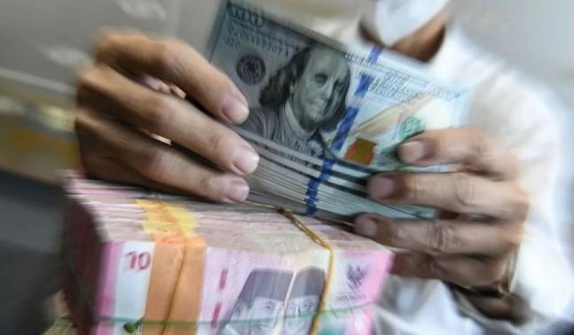 Rupiah Menguat ke Rp16.202 per Dolar AS, Dipicu Sentimen Positif Kesepakatan Dagang AS-Vietnam dan Inflasi Domestik Rendah