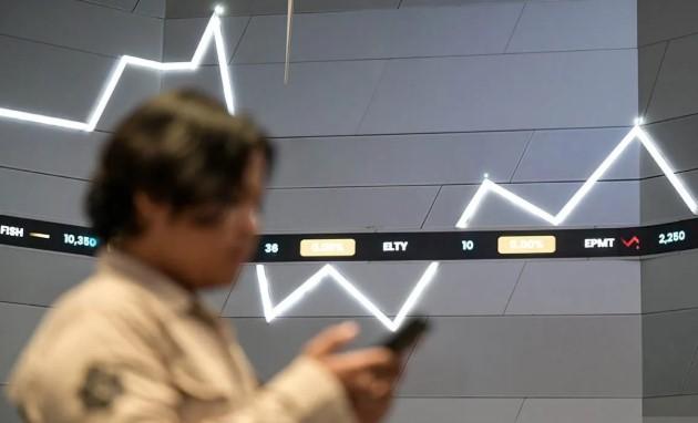 IHSG Menguat di Tengah Antisipasi IPO Besar dan Sentimen Eksternal dari Kesepakatan Dagang AS-Vietnam