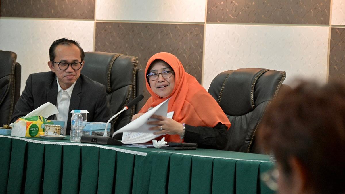 DPR Soroti Penulisan Ulang Sejarah, Unand Angkat Suara