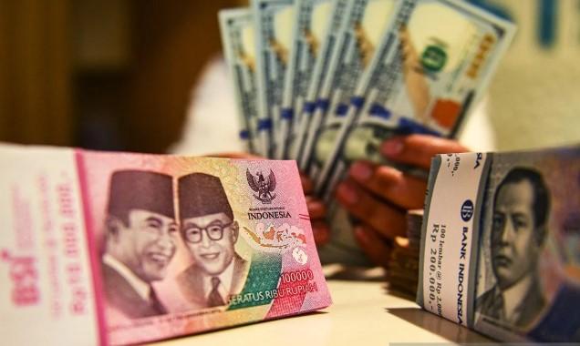Rupiah Melemah ke Rp16.221 per Dolar AS, Tertekan Data Ketenagakerjaan AS dan Penguatan Dolar