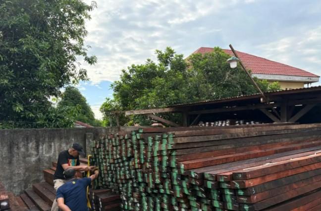 Direktur PT BCM Jadi Tersangka Kasus Kayu Ilegal dari Sorong, Terancam 15 Tahun Penjara