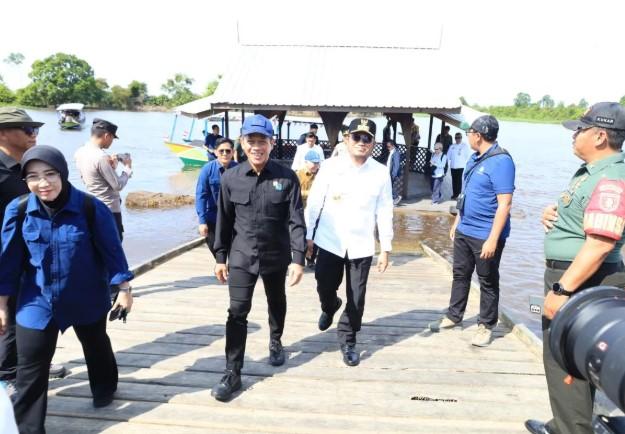 Populasi Pesut Mahakam Tersisa 62 Ekor, Menteri Lingkungan Hidup Peringatkan Krisis Ekologi di Sungai Mahakam