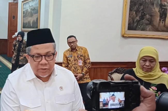 Fahri Hamzah Temui Khofifah Bahas Renovasi Dua Juta Rumah Tidak Layak Huni di Jawa Timur