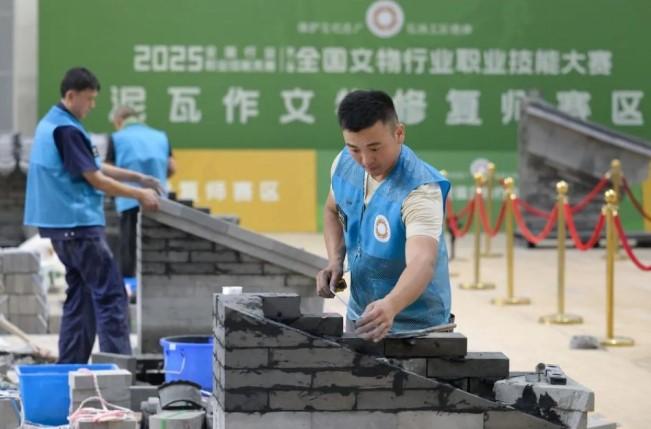 Kompetisi Keterampilan Kejuruan Warisan Budaya Digelar di Sichuan, China: Ratusan Peserta Adu Keahlian Restorasi