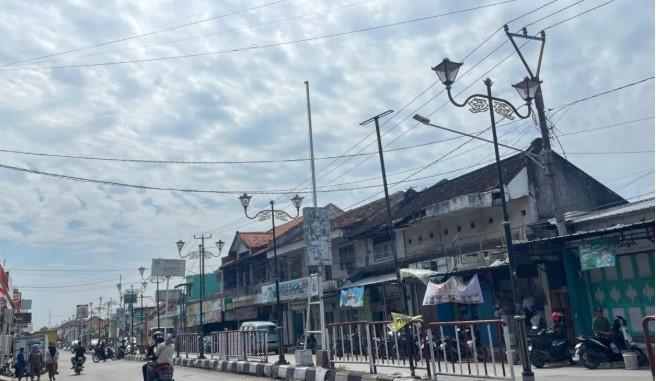 Pemkab Cirebon Tata Kawasan Trusmi Jadi Destinasi Wisata Tertib dan Nyaman