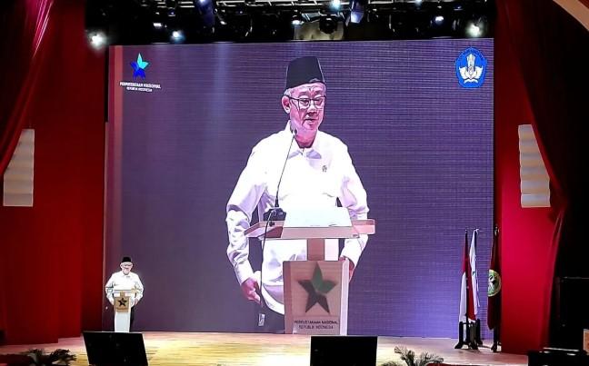 Mendikdasmen Ajak Pustakawan Jadi Perpustakaan Berjalan, Bukan Sekadar Penjaga Buku