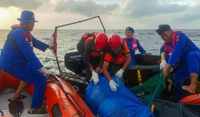 Dua Mayat Ditemukan di Selat Bali, Total Korban Meninggal Tenggelamnya KMP Tunu Pratama Jaya Jadi 8 Orang