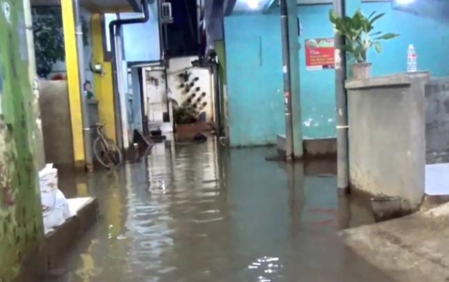 Banjir Kembali Rendam Kebon Pala Kampung Melayu, Empat RT Terendam hingga 60 Cm