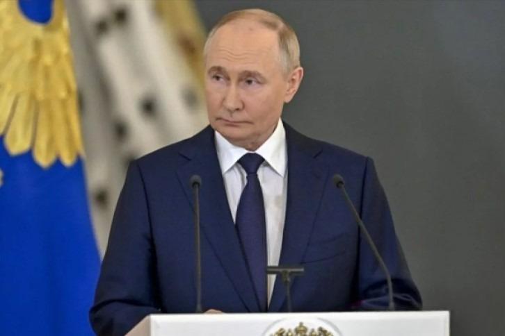 Putin Sebut Globalisasi Liberal Sudah Usang, Serukan Kerja Sama Lebih Kuat antar Negara BRICS