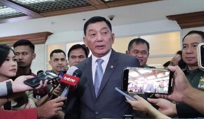 Menhan Tegaskan Mayjen TNI Ahmad Rizal Harus Pensiun Sebelum Jabat Dirut Bulog