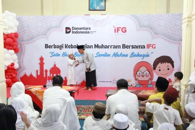 Peringati 10 Muharram, IFG dan Yayasan Inspirasi Anak Bangsa Santuni 100 Anak Yatim Piatu dan Dhuafa di Jakarta Timur