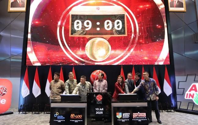 Empat Perusahaan Melantai di BEI, Tiga Saham ARA dan Satu ARB di Hari Pertama IPO