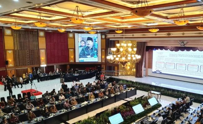 Gus Ipul Tegaskan Sekolah Rakyat Bebas Titipan, Fokus pada Anak Tidak Sekolah dan Rentan Putus Sekolah