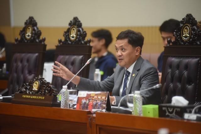 Komisi III DPR Resmi Bahas RUU KUHAP, Fokus pada Pembaruan Perlindungan HAM dan Efisiensi Proses Hukum
