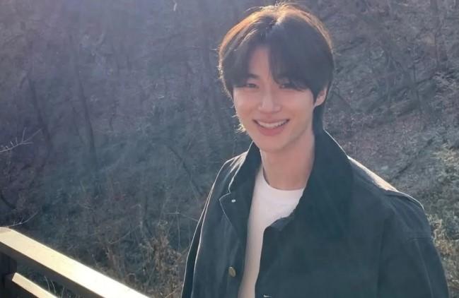 Byeon Woo-seok Bintangi Serial Live-Action Solo Leveling, Netflix Janjikan Aksi Spektakuler