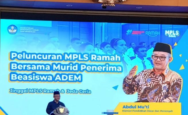Mendikdasmen Tegaskan MPLS Bukan Ajang Perpeloncoan, Dorong Lingkungan Ramah dan Edukatif