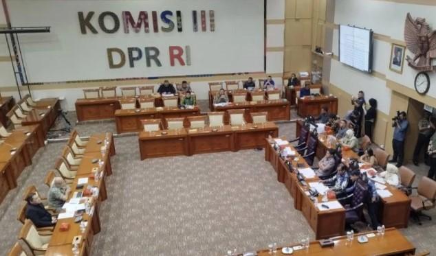 Putusan MK Pisahkan Pemilu Nasional dan Daerah, Solusi Teknologi Dinilai Bisa Atasi “Buah Simalakama”