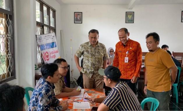 DPMPTSP Temanggung Jemput Bola Layani Pembuatan NIB dan NPWP untuk 289 Kopdes Merah Putih