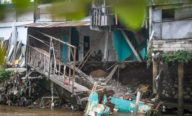 BPBD DKI Ingatkan Potensi Longsor di Jakarta Selatan dan Timur, Warga Diminta Waspada