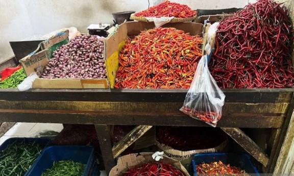 Harga Pangan Nasional 13 Juli 2025: Sebagian Besar Komoditas Alami Penurunan, Hanya Beberapa yang Naik