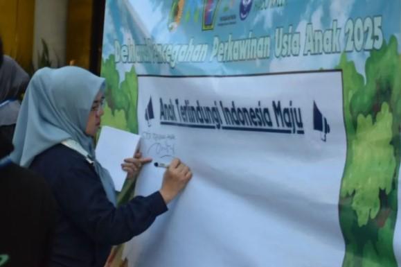 Palu dan Forum Anak Nosarara Deklarasikan Gerakan Cegah Perkawinan Usia Anak di Momentum HAN 2025