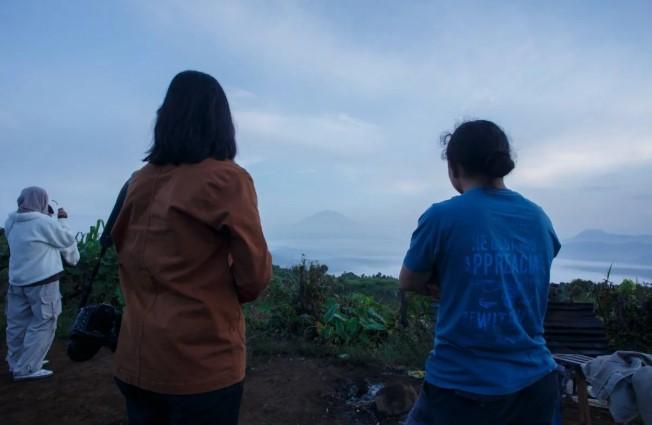 Fenomena Cuaca Bediding hingga Syarat Baca Buku untuk Lulus SMA Jadi Sorotan Humaniora