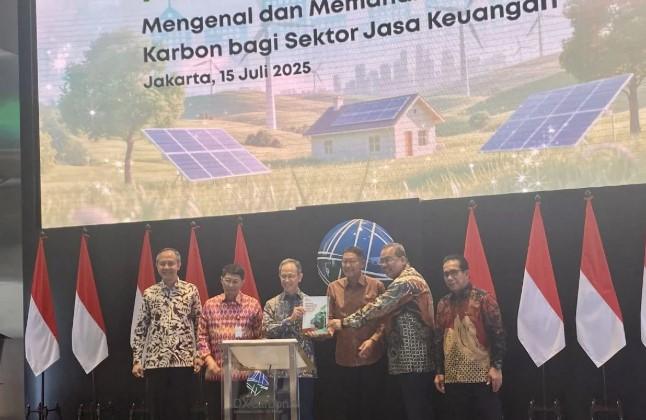 OJK Luncurkan Buku Panduan Perdagangan Karbon, Dorong Partisipasi Sektor Jasa Keuangan dalam Ekonomi Hijau