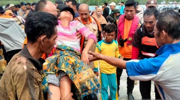 Kapal Terbalik di Selat Sipora Diduga Kelebihan Muatan, Tak Miliki Izin Berlayar dan Alat Komunikasi